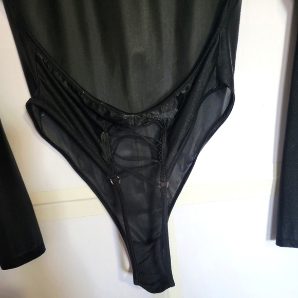 Savage X Fenty Not Sorry Open Back Teddy - Picture 9 of 10